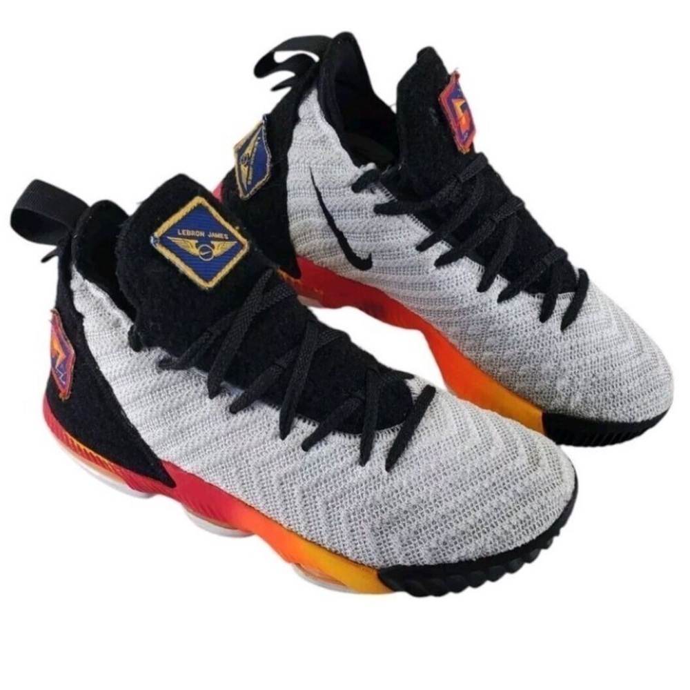 Nike XVI GS Shoes Youth Boys 5Y Womens 6.5 Ivory Black Orange Knit Space Travel